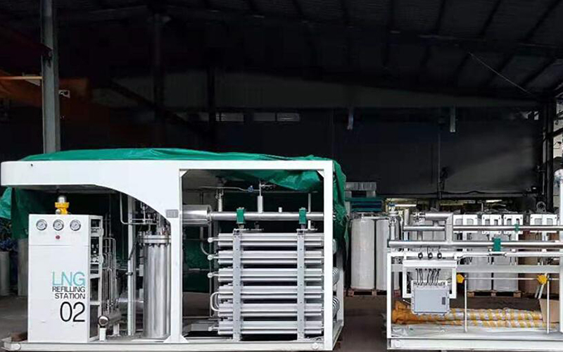 Equipo de llenado de cilindro de GNL en Singapur
